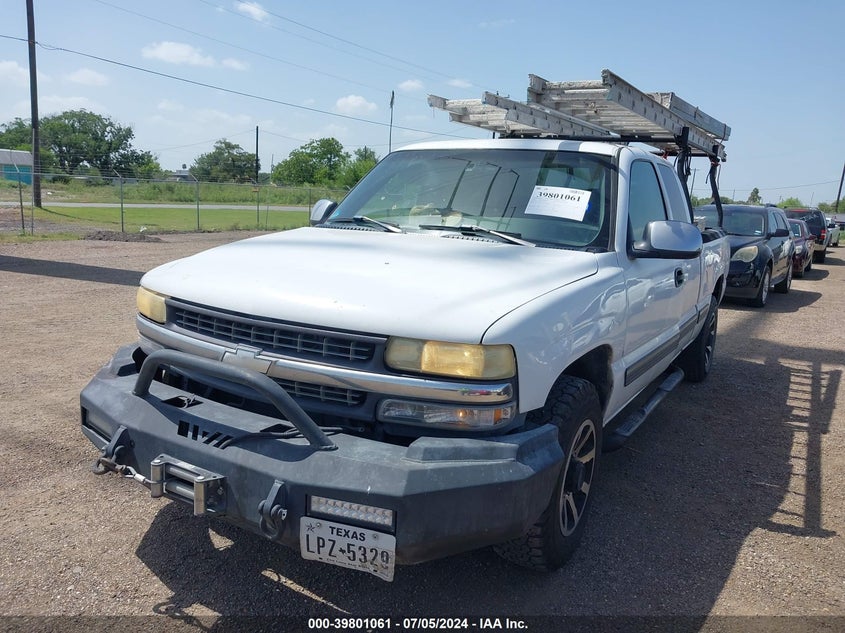 2000 Chevrolet Silverado 2500 Ls VIN: 1GCFC29T0YZ124352 Lot: 39801061