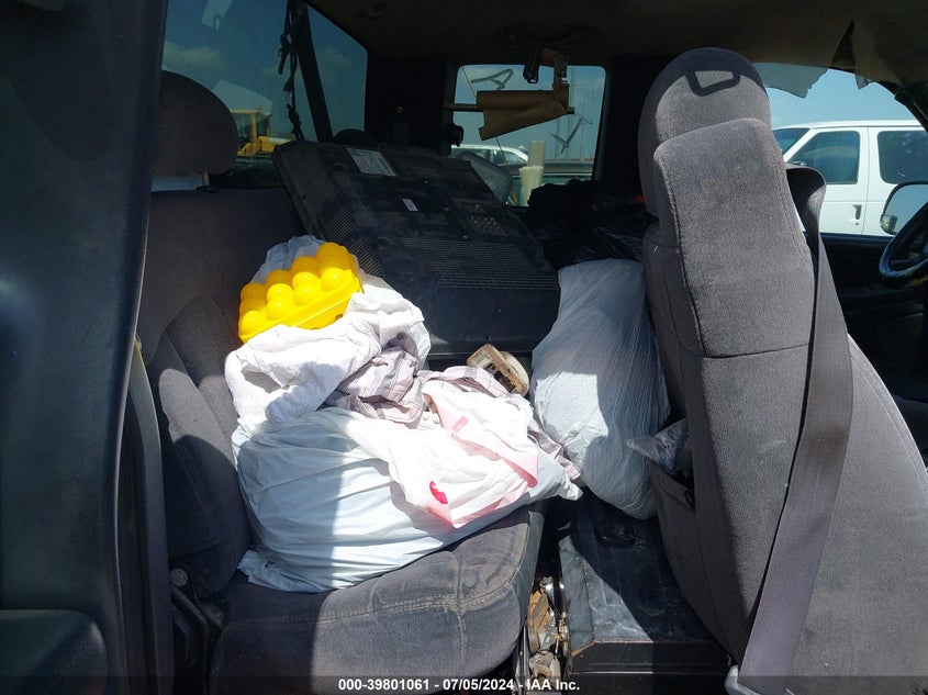 2000 Chevrolet Silverado 2500 Ls VIN: 1GCFC29T0YZ124352 Lot: 39801061