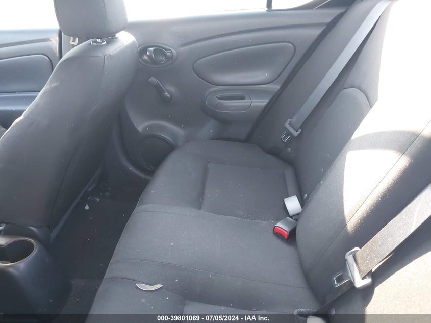 2019 Nissan Versa 1.6 S+ VIN: 3N1CN7AP5KL823261 Lot: 39801069