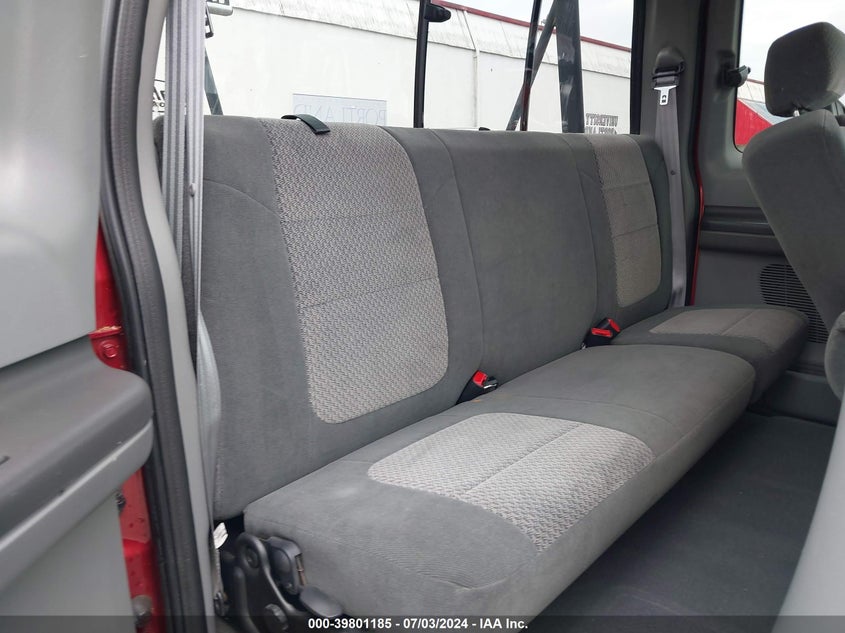 2003 Ford F-250 Lariat/Xl/Xlt VIN: 1FTNX21F63EA79083 Lot: 39801185