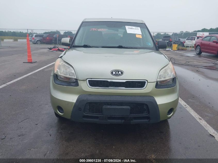 2010 Kia Soul + VIN: KNDJT2A22A7068431 Lot: 39801235