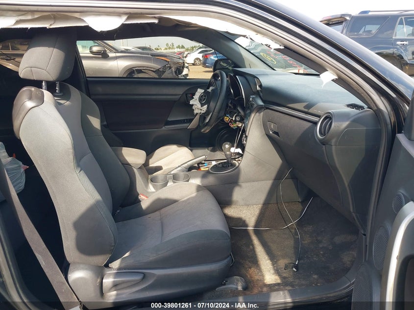 2015 Scion Tc VIN: JTKJF5C75FJ012181 Lot: 39801261