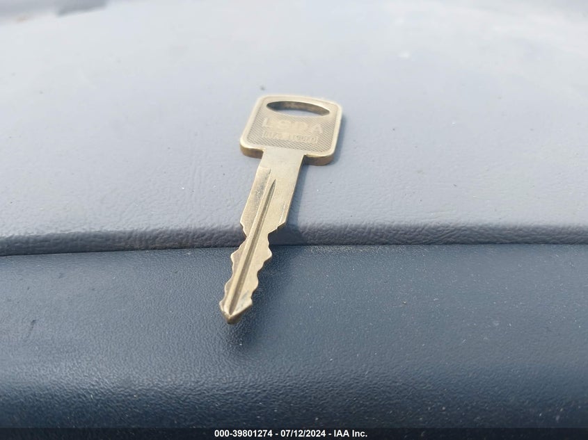 1996 Ford F250 VIN: 1FTHX26F2TEB01781 Lot: 39801274