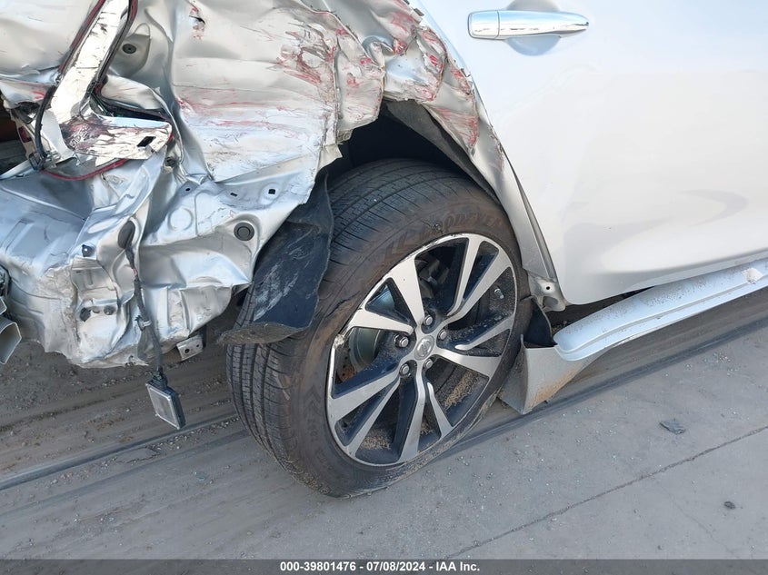 1N4AA6AP0JC404924 2018 Nissan Maxima 3.5 Platinum