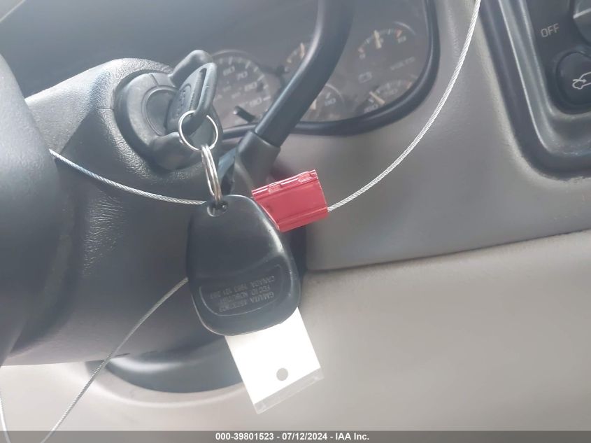 2000 Chevrolet Suburban 1500 Ls VIN: 3GNFK16T0YG198010 Lot: 39801523