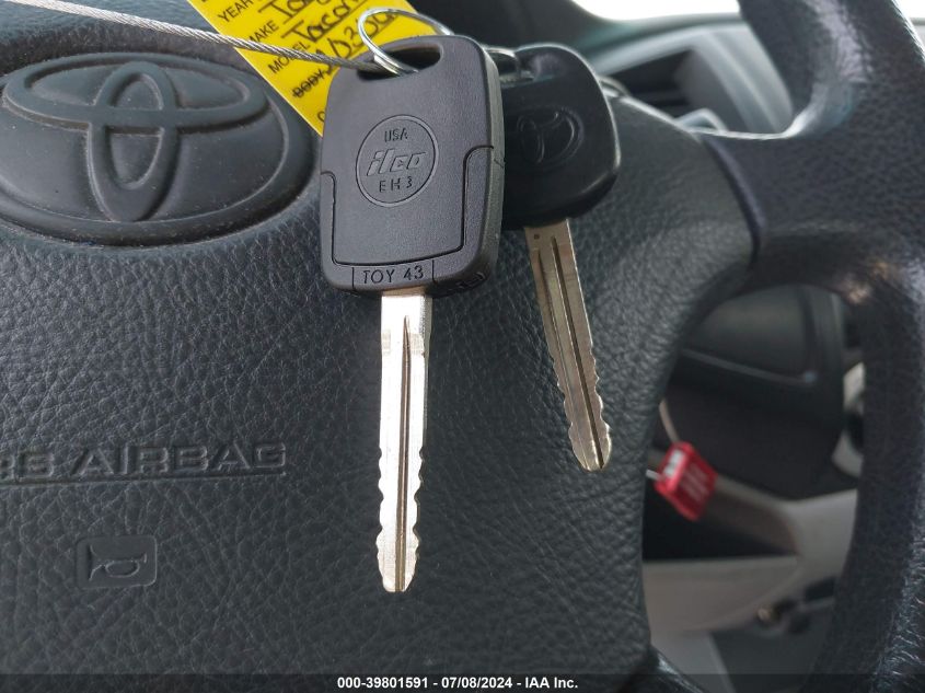 2010 Toyota Tacoma Prerunner V6 VIN: 5TEKU4HN1AZ681792 Lot: 39801591