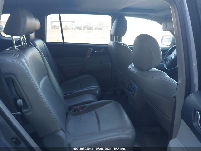 2008 Toyota Highlander Hybrid Limited VIN: JTEEW44A582025714 Lot: 39802044