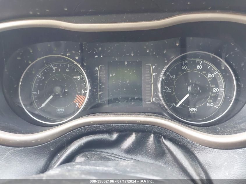 2014 Jeep Cherokee Latitude VIN: 1C4PJLCB3EW221185 Lot: 39802106