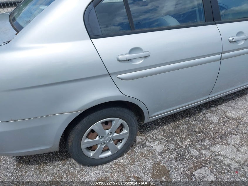 2010 Hyundai Accent Gls VIN: KMHCN4AC4AU495159 Lot: 39802215