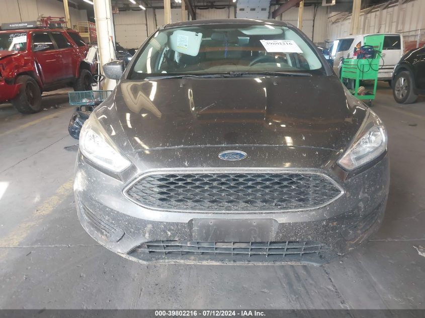 1FADP3F21JL327357 2018 Ford Focus Se