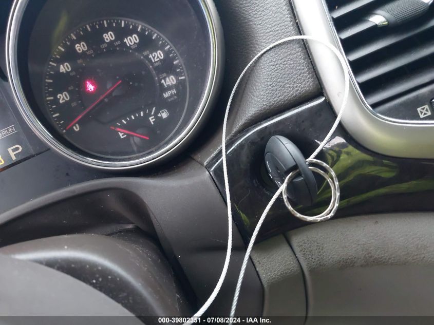 2011 Jeep Grand Cherokee Laredo VIN: 1J4RS4GG3BC746014 Lot: 39802351