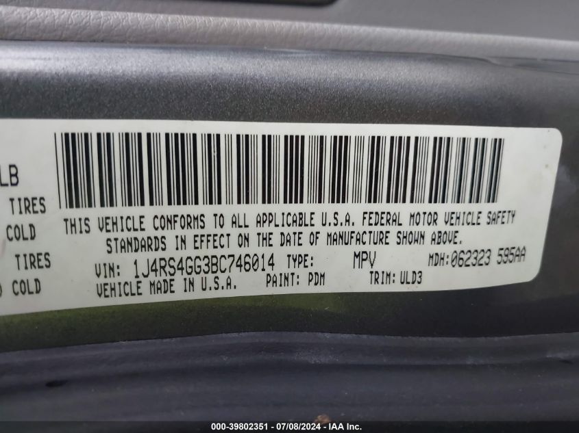 2011 Jeep Grand Cherokee Laredo VIN: 1J4RS4GG3BC746014 Lot: 39802351