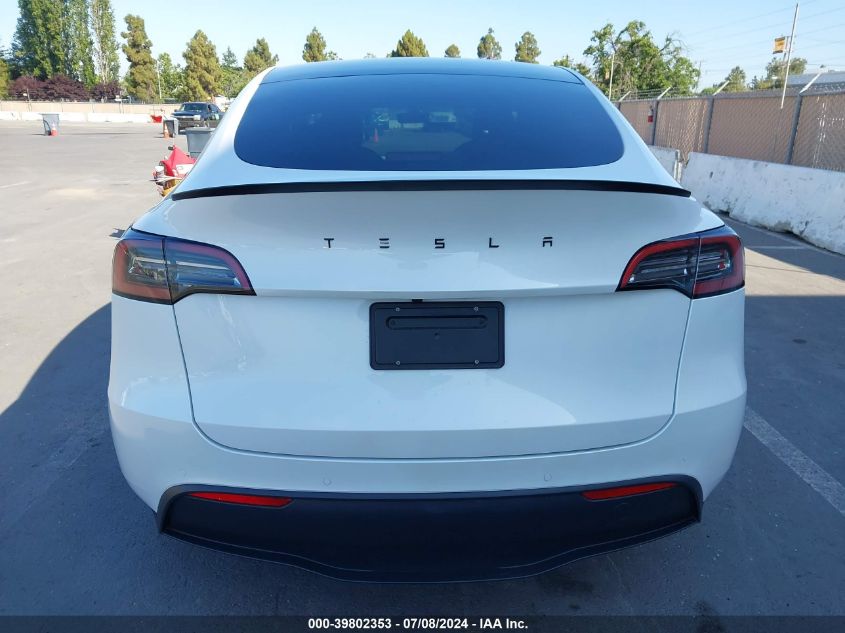 2021 Tesla Model Y Long Range Dual Motor All-Wheel Drive VIN: 5YJYGDEE2MF152086 Lot: 39802353