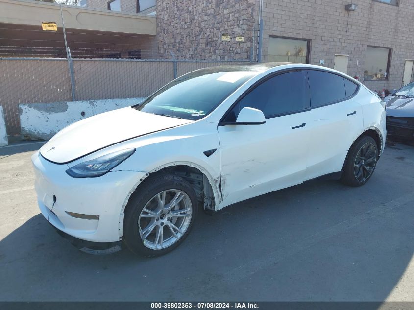 2021 Tesla Model Y Long Range Dual Motor All-Wheel Drive VIN: 5YJYGDEE2MF152086 Lot: 39802353