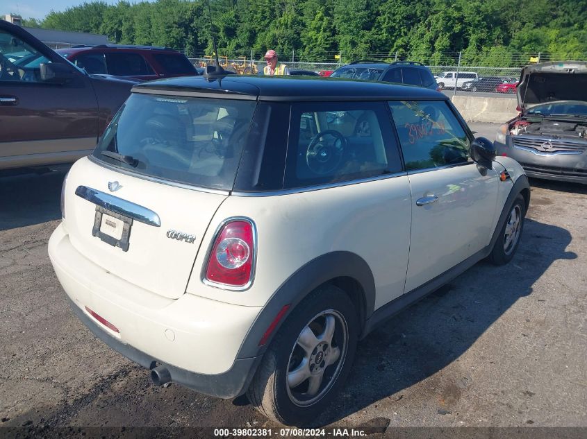 WMWSU3C57BT096441 | 2011 MINI COOPER