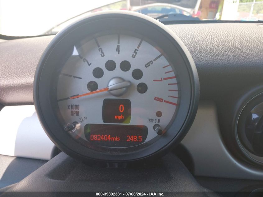 2011 Mini Cooper VIN: WMWSU3C57BT096441 Lot: 39802381