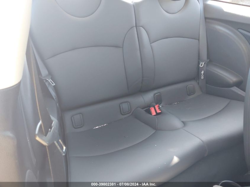 2011 Mini Cooper VIN: WMWSU3C57BT096441 Lot: 39802381