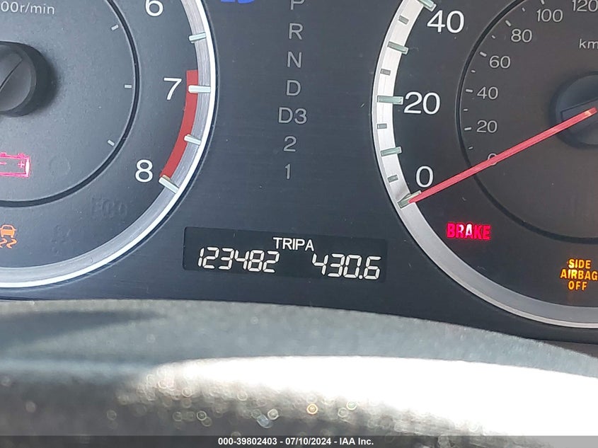 2011 Honda Accord 3.5 Ex-L VIN: 1HGCP3F83BA027666 Lot: 39802403