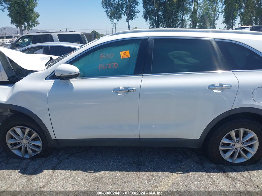 2017 Kia Sorento 2.4L Lx VIN: 5XYPG4A37HG285747 Lot: 39802445