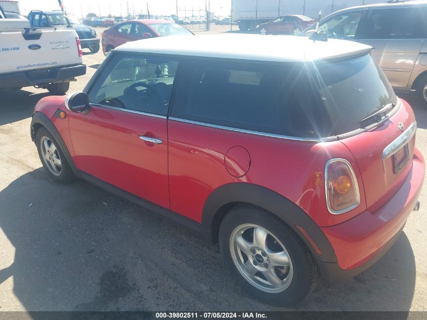 2008 Mini Cooper VIN: WMWMF33568TU68900 Lot: 39802511