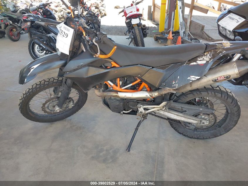 2018 Ktm 690 Enduro R VIN: VBKLET405JM719568 Lot: 39802529