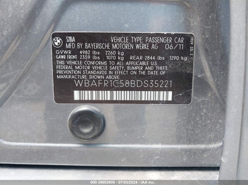 2011 BMW 528I VIN: WBAFR1C58BDS35221 Lot: 39802608