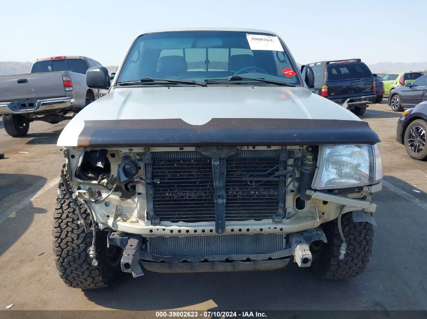 2000 Toyota Tacoma Base V6 VIN: 4TAWN72N6YZ666019 Lot: 39802623