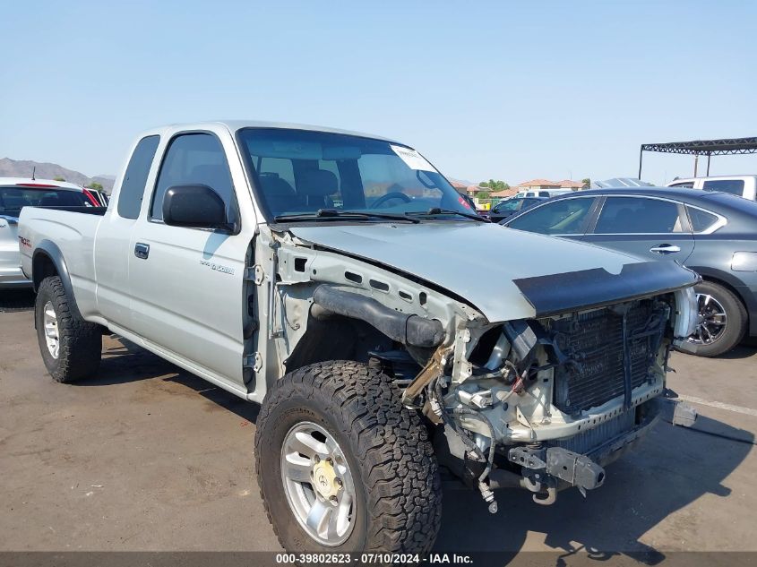 2000 Toyota Tacoma Base V6 VIN: 4TAWN72N6YZ666019 Lot: 39802623