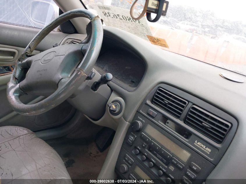 1998 Lexus Es 300 VIN: JT8BF28G4W5047563 Lot: 39802638