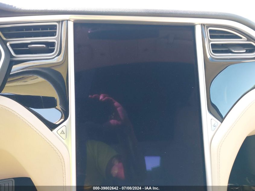 2015 Tesla Model S 85 VIN: 5YJSA1H18FFP75018 Lot: 39802642