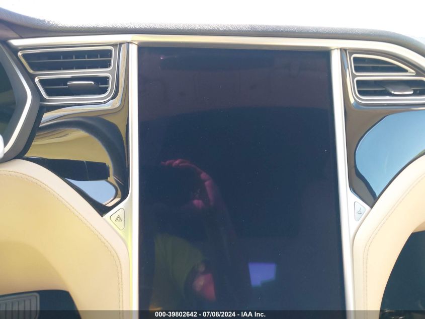 2015 Tesla Model S 85 VIN: 5YJSA1H18FFP75018 Lot: 39802642