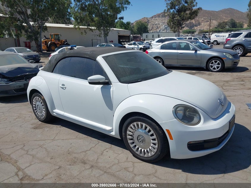 2014 VOLKSWAGEN BEETLE 1.8T - 3VW517AT3EM815122