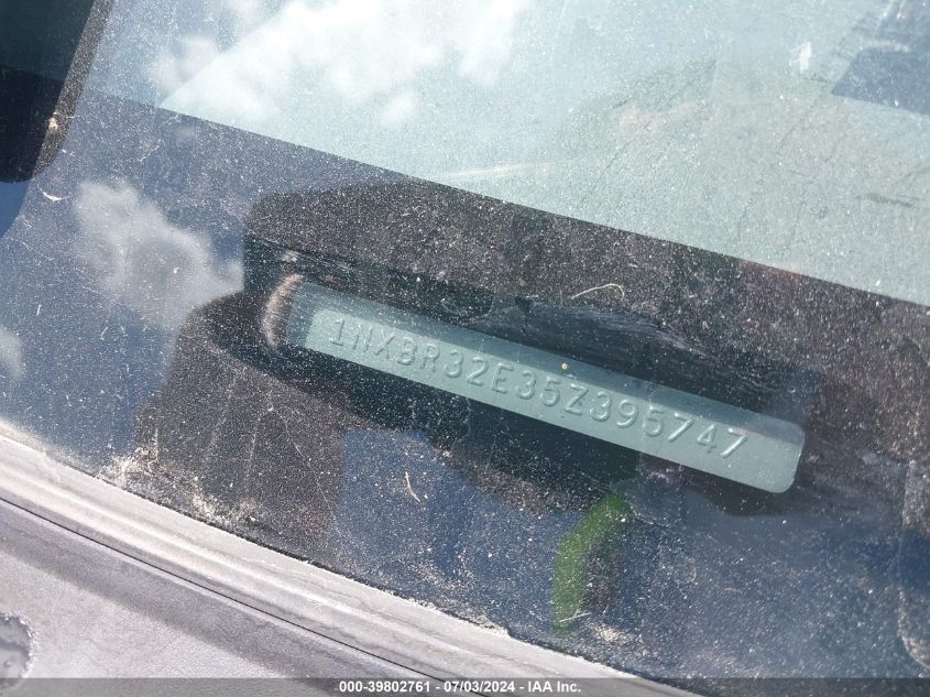 1NXBR32E35Z395747 2005 Toyota Corolla S