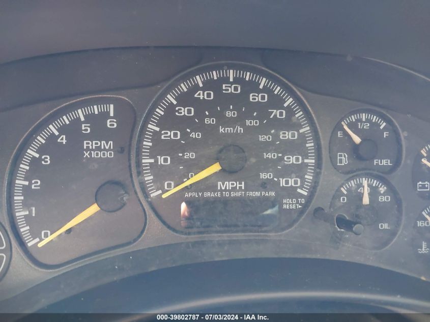 2000 Chevrolet Suburban 1500 Ls VIN: 3GNEC16T7YG218200 Lot: 39802787