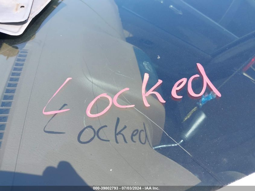 2004 Honda Cr-V Lx VIN: JHLRD68404C008130 Lot: 39802793