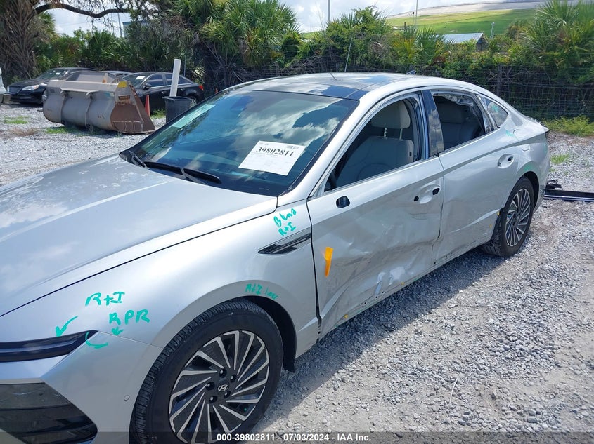 2024 HYUNDAI SONATA HYBRID LIMITED - KMHL54JJ2RA086251