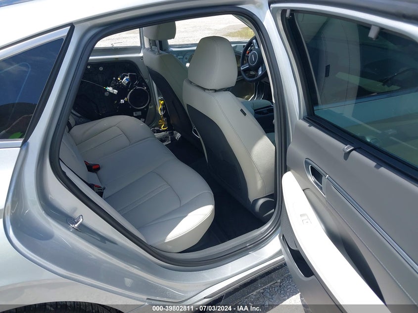 2024 HYUNDAI SONATA HYBRID LIMITED - KMHL54JJ2RA086251