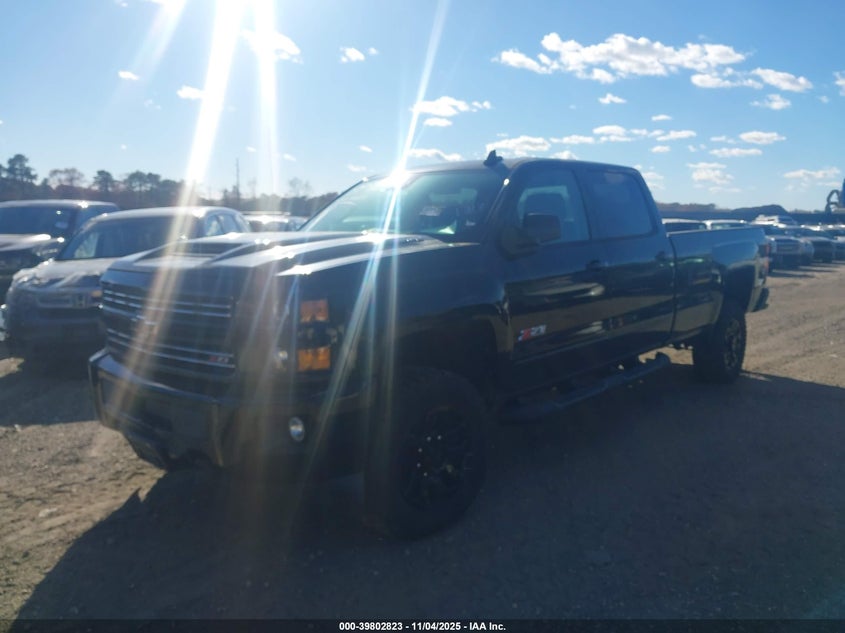 Vin: 1gc1kwey0jf198089, lot: 40289566, chevrolet silverado 2500hd ltz 20182