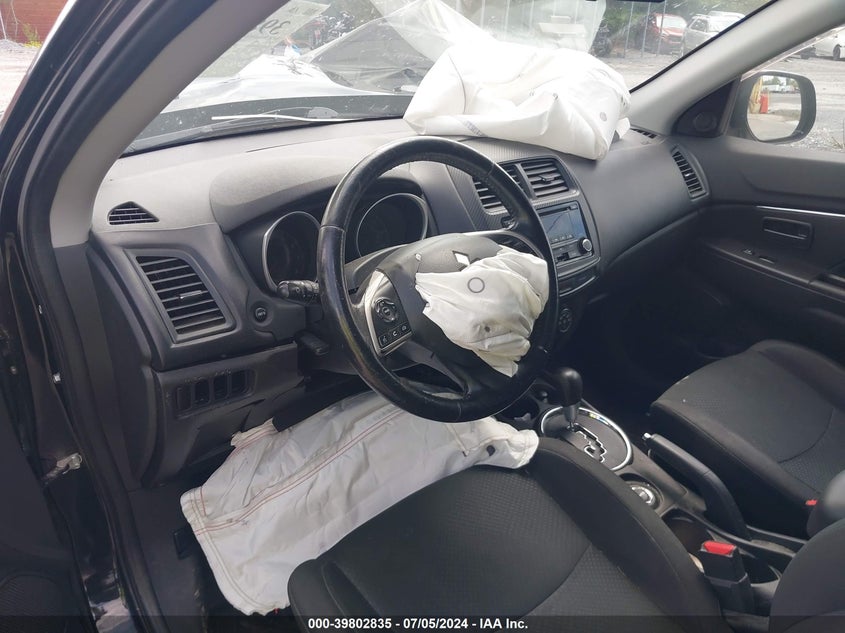 2015 Mitsubishi Outlander Sport Es VIN: 4A4AR3AU4FE020589 Lot: 39802835