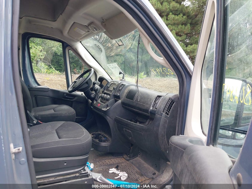 2019 Ram Promaster 2500 High Roof 159 Wb VIN: 3C6TRVDGXKE520795 Lot: 39802847