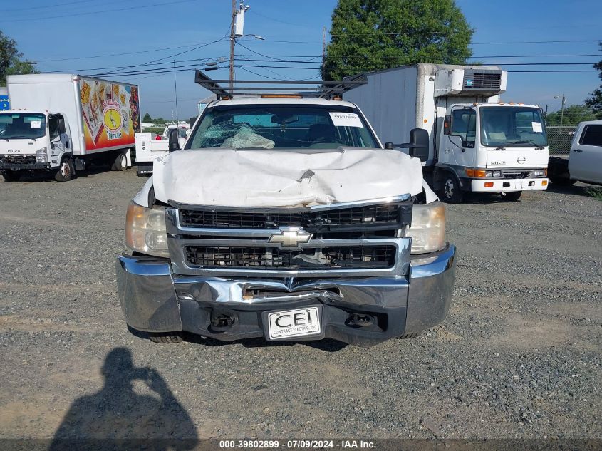 2008 Chevrolet Silverado 3500Hd Work Truck VIN: 1GBJC33628F183847 Lot: 39802899