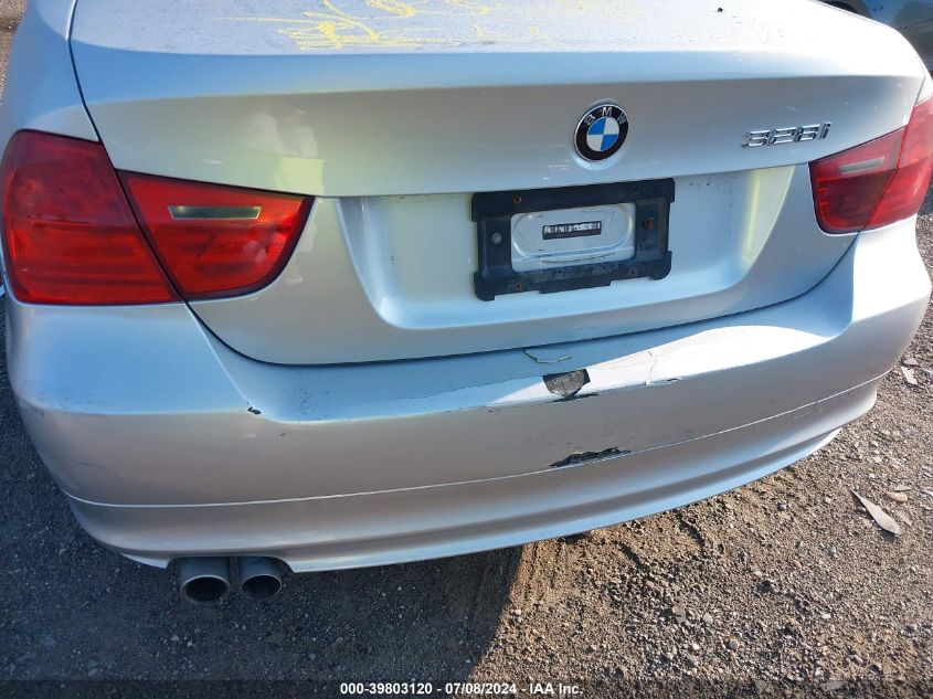 2009 BMW 328I VIN: WBAPH77579NM46001 Lot: 39803120