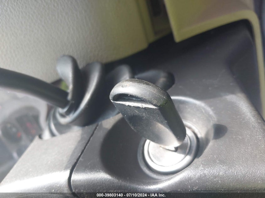 2010 Ford F-250 Lariat/Xl/Xlt VIN: 1FTSX2B53AEB34756 Lot: 39803140