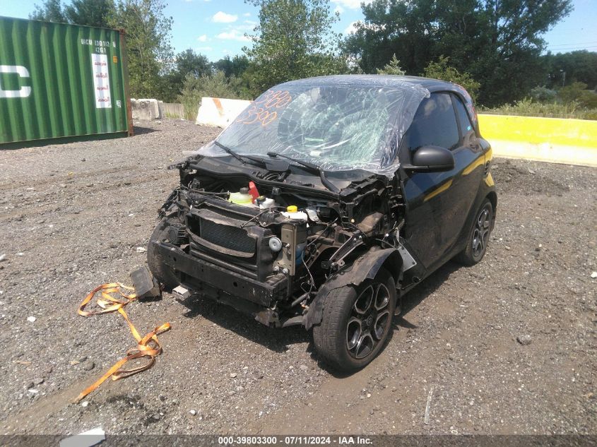 2018 Smart Fortwo Electric Drive Passion/Prime/Pure VIN: WMEFJ9BA4JK277632 Lot: 39803300