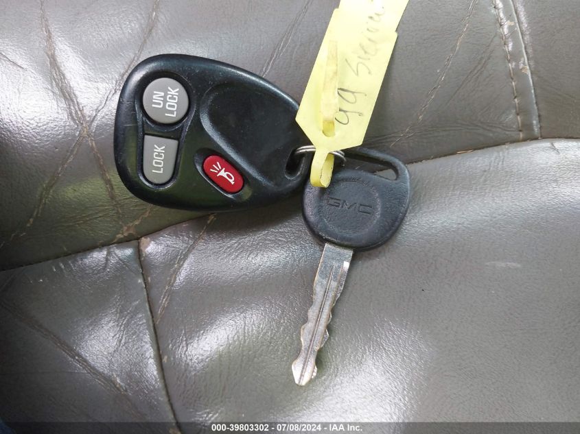 1999 GMC Sierra 1500 K1500 VIN: 2GTEK19T1X1528163 Lot: 39803302