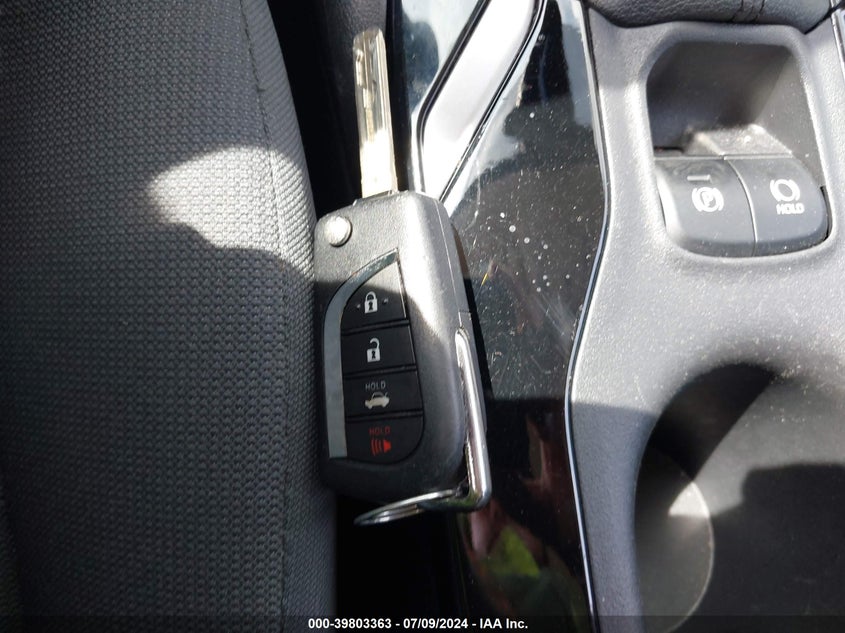 2021 TOYOTA COROLLA LE - 5YFEPMAE1MP147300