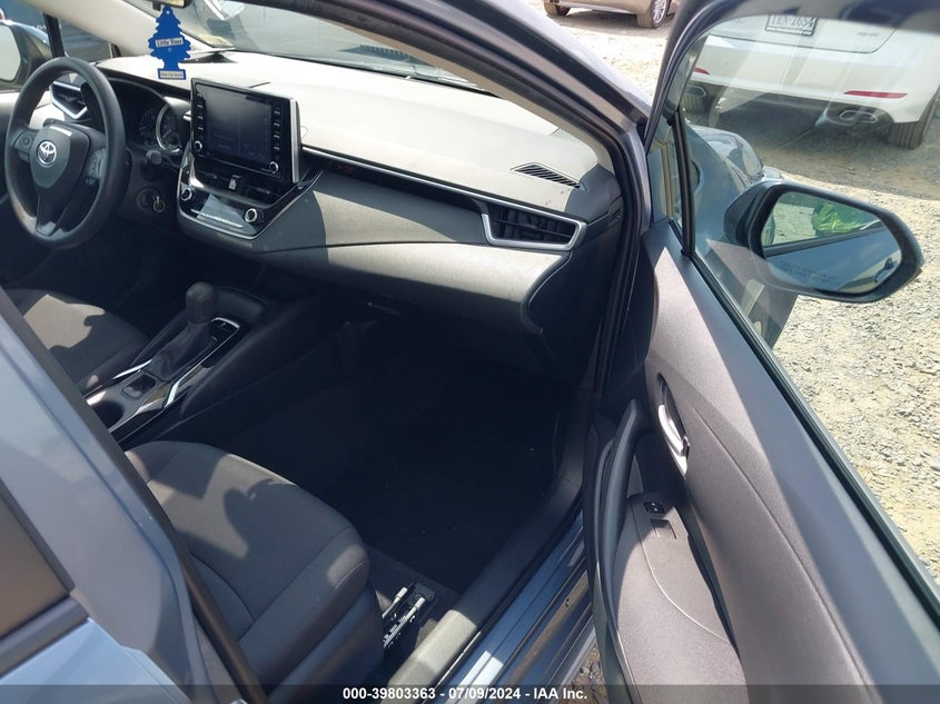 2021 TOYOTA COROLLA LE - 5YFEPMAE1MP147300