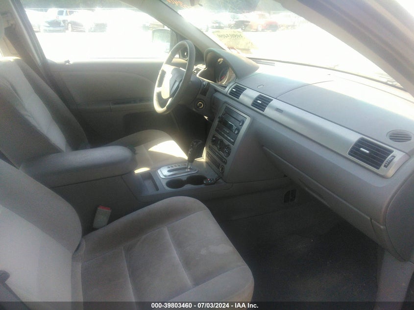 2005 Ford Five Hundred Se VIN: 1FAFP23175G158894 Lot: 39803460