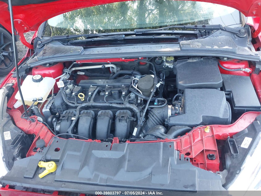 2016 Ford Focus Se VIN: 1FADP3F27GL235677 Lot: 39803797