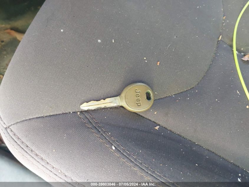 2015 Jeep Wrangler Unlimited Sport VIN: 1C4BJWDG2FL580598 Lot: 39803846